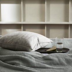 Nordal Alpha Sengetppe - 260x260 cm