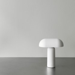 Normann Copenhagen Porta Bordlampe Hvid