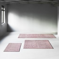 Normann Copenhagen Flick Tppe Off-White/Burgundy 80x200 cm
