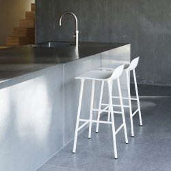 Normann Copenhagen Form Barstol 65 cm. - Stl - Hvid