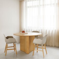 Normann Copenhagen Form Armchair Stol - Egetr - Warm Grey