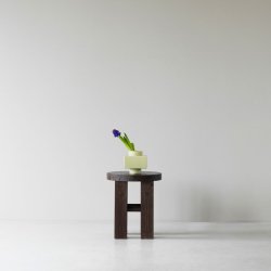 Normann Copenhagen Fyr Skammel - Mrkebrun