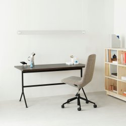 Normann Copenhagen Kip Skrivebord - Sort Stl/Mrkebrun