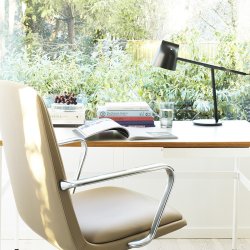 Normann Copenhagen Momento Bordlampe - Sort