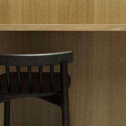 Normann Copenhagen Pind Barstol 75 cm - Brun Bejdset Ask