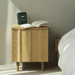 Normann Copenhagen Rib Sengebord Eg