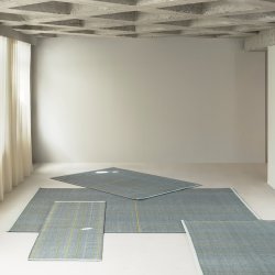 Normann Copenhagen Seam T�ppe 200x300 cm Bl� Toner