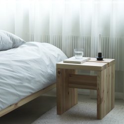 Normann Copenhagen Stretch Skammel Fyrretr - 40 cm