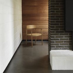 Normann Copenhagen Timb Stol m/ Arml�n Tan