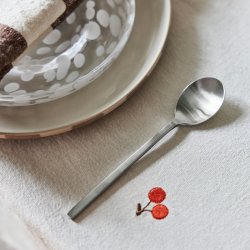 OYOY Yuka Bestik Teske 4 stk.