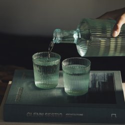 Paveau Ribbed Bottle Karaffel Lucky