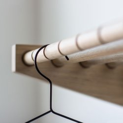 Roon &amp; Rahn Moodrack Hattehylde - Lys Eg - 52 cm