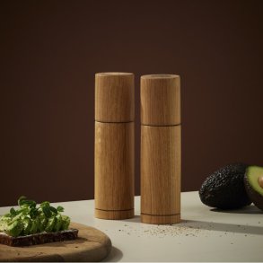 By Brorson Salt- og Peberst Olieret Eg