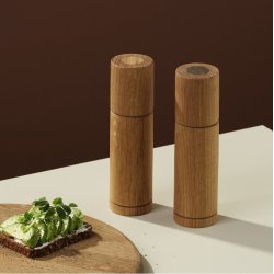 By Brorson Salt- og Peberst Olieret Eg