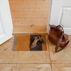 Tica Copenhagen Gulvm�tte Stripes Horisontal - Dijon/Brun/Sand 40x60 cm