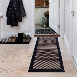 Tica Copenhagen Gulvmtte m. Dots - Sort/Sand - 67x150 cm
