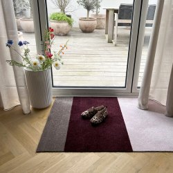 Tica Copenhagen Gulvm�tte Stripes Horisontal Bordeaux/Rose/Sand 67x120 cm