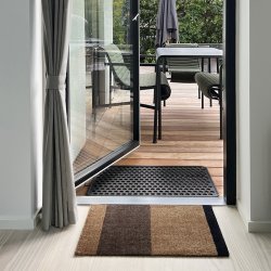 Tica Copenhagen Gulvm�tte Stripes Horisontal Cognac/M�rkebrun/Sort 40x60 cm