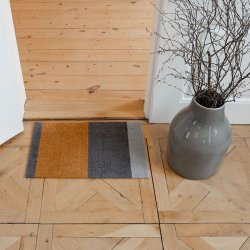 Tica Copenhagen Gulvm�tte Stripes Horisontal - Lys Gr�/Gr�/Dijon 40x60 cm