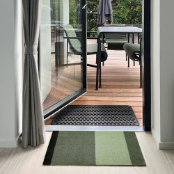 Tica Copenhagen Gulvm�tte Stripes Horisontal - Lys/St�vet/M�rk Gr�n 40x60 cm