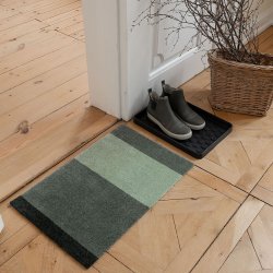 Tica Copenhagen Gulvm�tte Stripes Horisontal - Lys/St�vet/M�rk Gr�n 40x60 cm