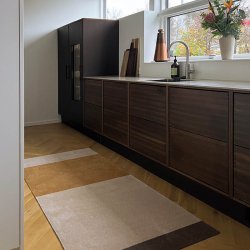Tica Copenhagen Gulvm�tte Stripes Horisontal Ivory/Dijon/Brun 90x200 cm