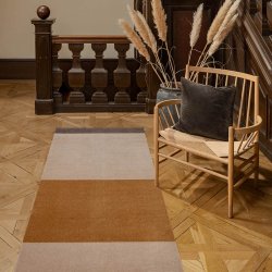 Tica Copenhagen Gulvm�tte Stripes Horisontal Ivory/Dijon/Brun 90x200 cm
