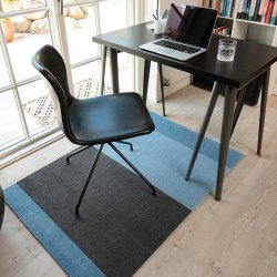 Tica Copenhagen Gulvm�tte Stripes Horisontal Lys/St�vet Bl�/St�lgr� 90x130 cm