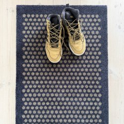 Tica Copenhagen Gulvm�tte Dot Gr�bl�/Sand 60x90cm