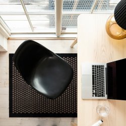 Tica Copenhagen Gulvmtte m. Dots - Sort/Sand - 90x130 cm