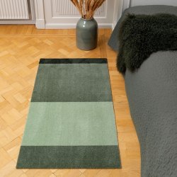 Tica Copenhagen Gulvm�tte Stripes Horisontal - Lys/St�vet/M�rk Gr�n - 67x120 cm