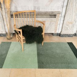 Tica Copenhagen Gulvmtte Stripes Horisontal - Lys/Stvet/Mrk Grn - 90x200 cm