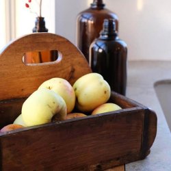 Trademark Living Frilo Tr�kurv m/ Hank