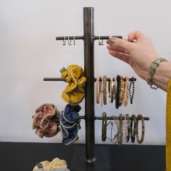 Trademark Living Smykkestativ