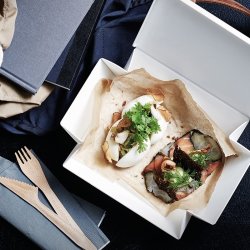 Uhmm Box - No. 01 Light Grey Box/Petrol Strap - 10x18 cm.