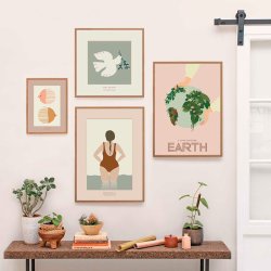 ViSSEVASSE Minimalist Plakat - Woman And Sea