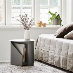 Woud Sentrum Sidebord - Taupe